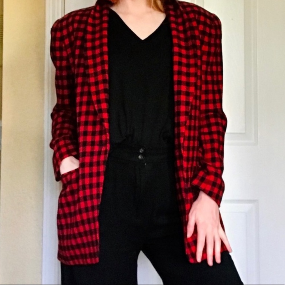 🌲 Vintage Wool Red & Black Check / Plaid Blazer - Picture 4 of 13